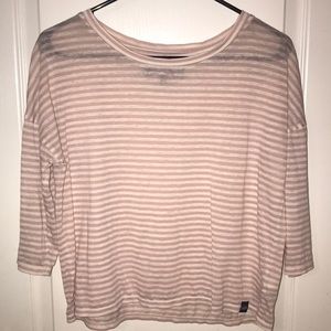 ❤️SUPERDRY SLIGHTLY SHEER QUARTER SLEEVE TOP❤️